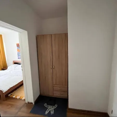 Yellowapartment Appartement